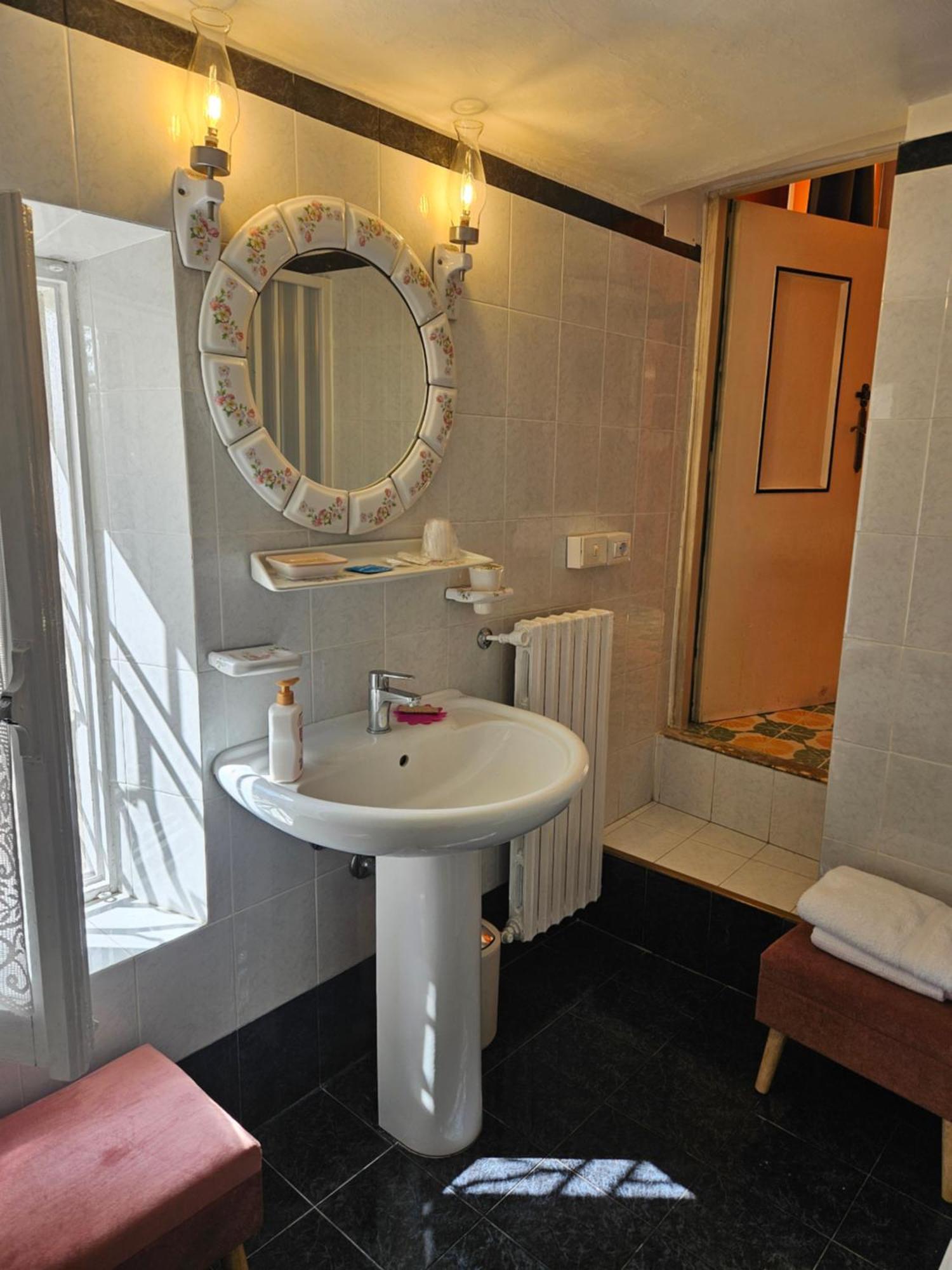 L' Antico Lavatoio Bed & Breakfast Rignano Flaminio Екстериор снимка